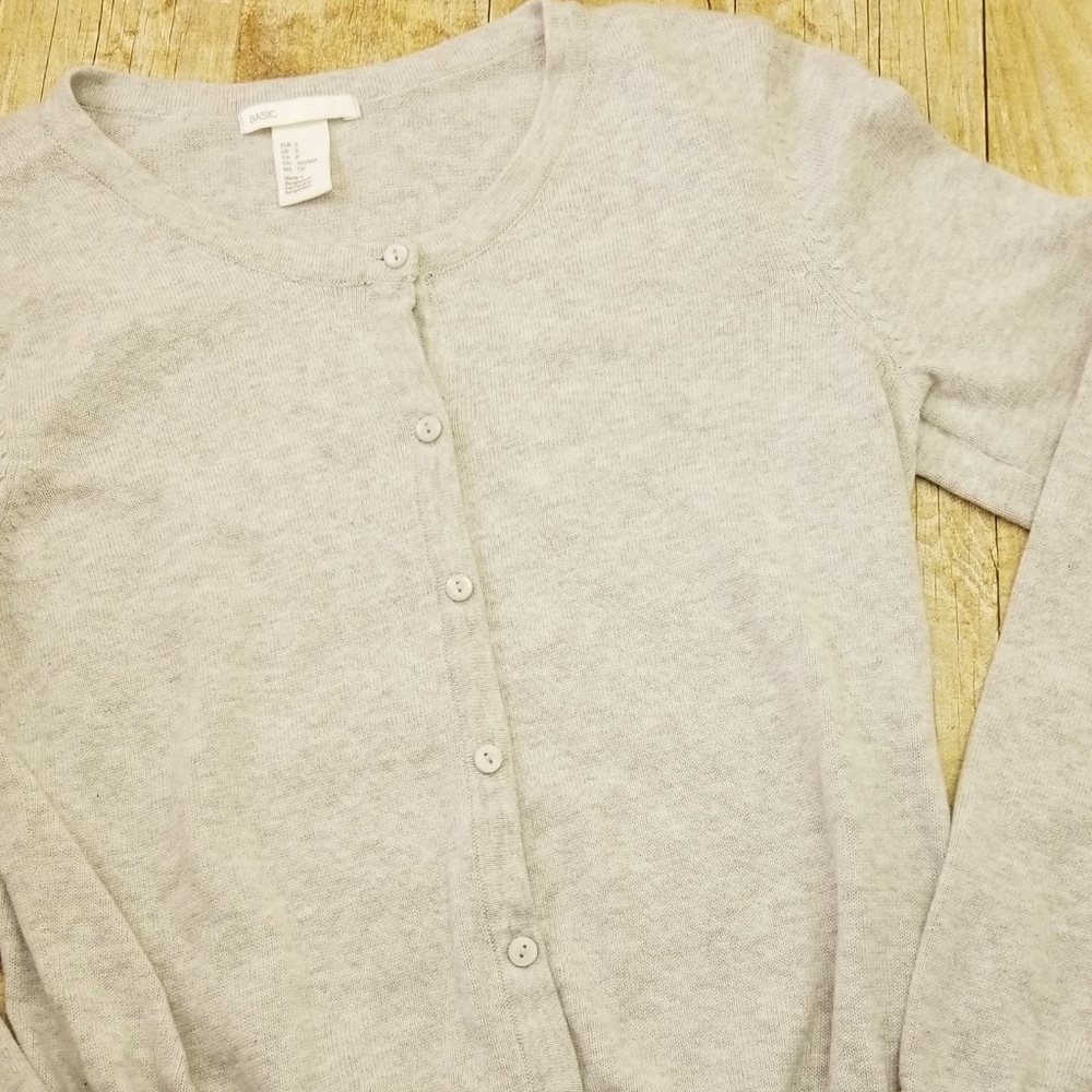 Grey Basic H&M Cardigan size S